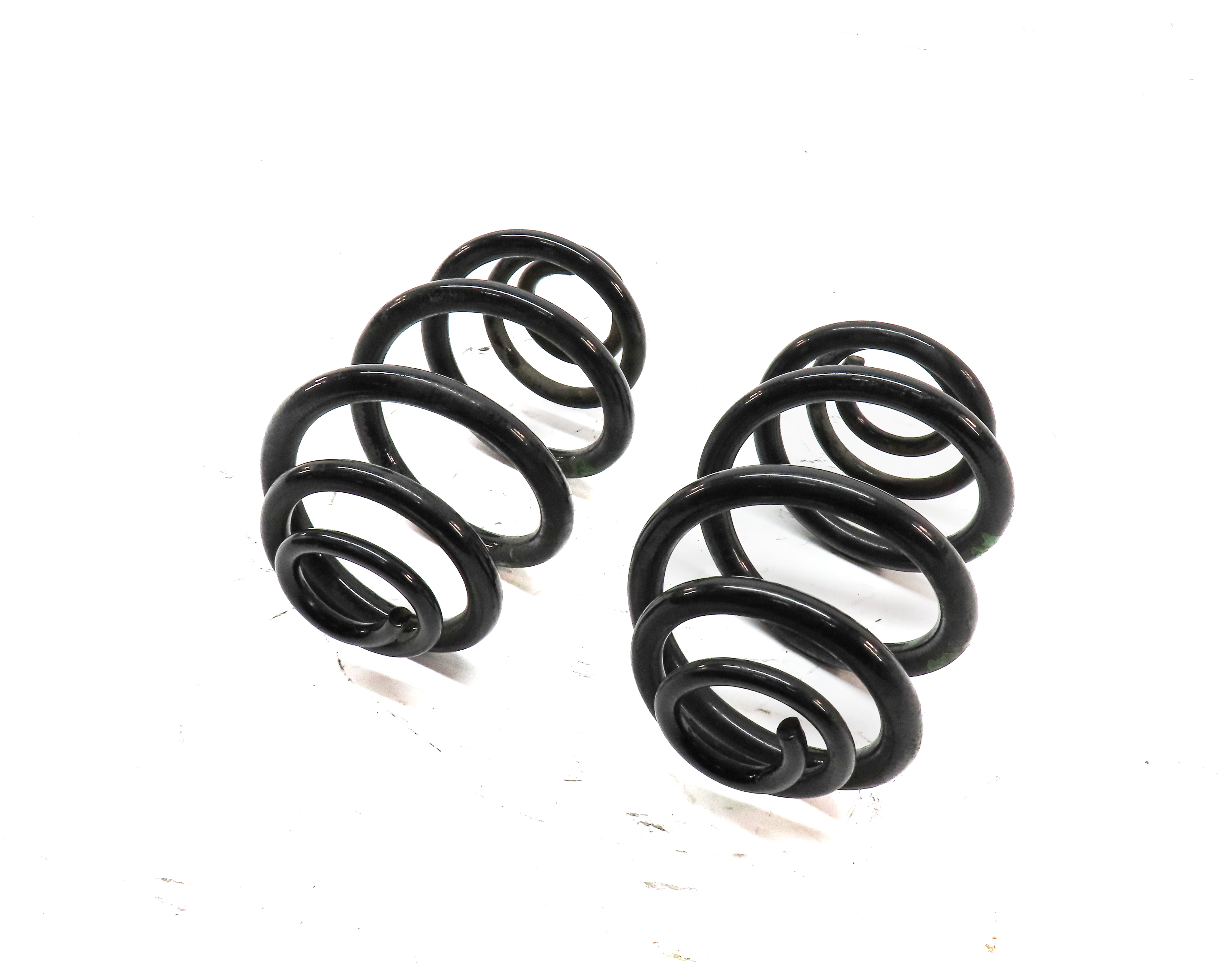 2003-2008 BMW Z4 (E85) LEFT & RIGHT REAR STANDARD SUSPENSION COIL SPRING SET 2 — exact item pictured